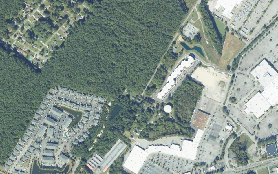2023 aerial photograph near Chesapeake Square in Chesapeake, Virginia